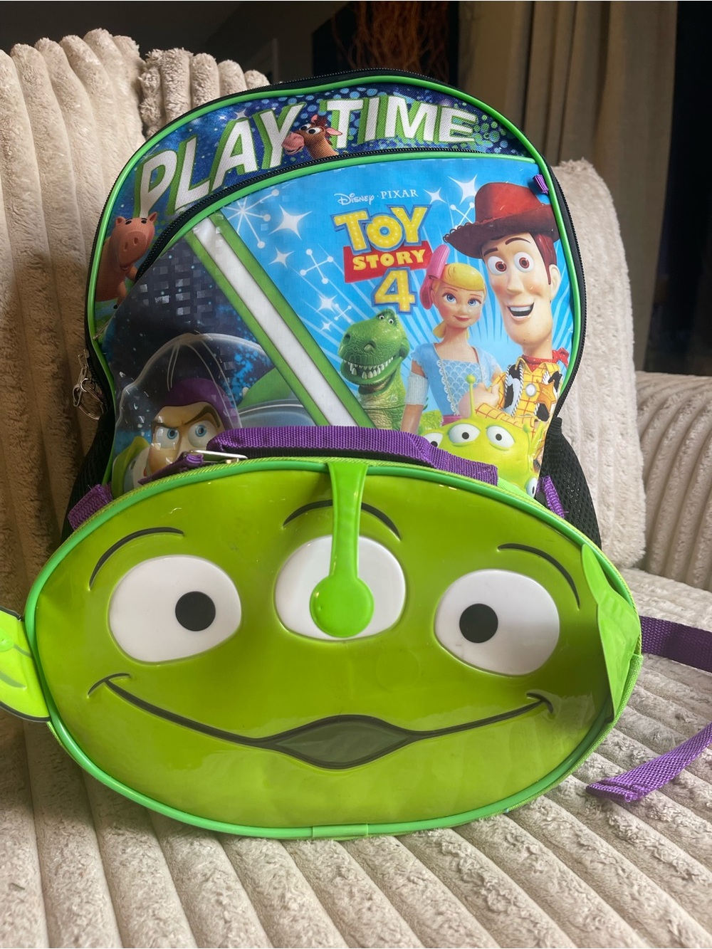 Disney Pixar Toy Story 4 Alien 3D Molded Front Pocket Kids Backpack - Picture 2 of 10